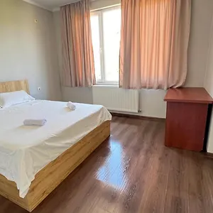 Garden House Тбилиси